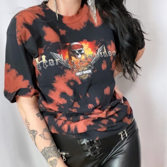 Harley-Davidson Other - HARLEY DAVIDSON CUSTOM BLEACH DISTRESSED TEE SHIRT